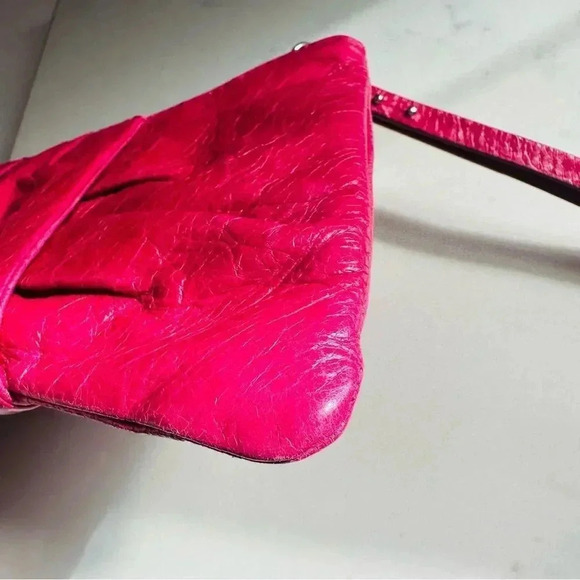 NWOT Hobo International Leather Bow Wristlet/Clutch/ Wallet - Picture 4 of 5